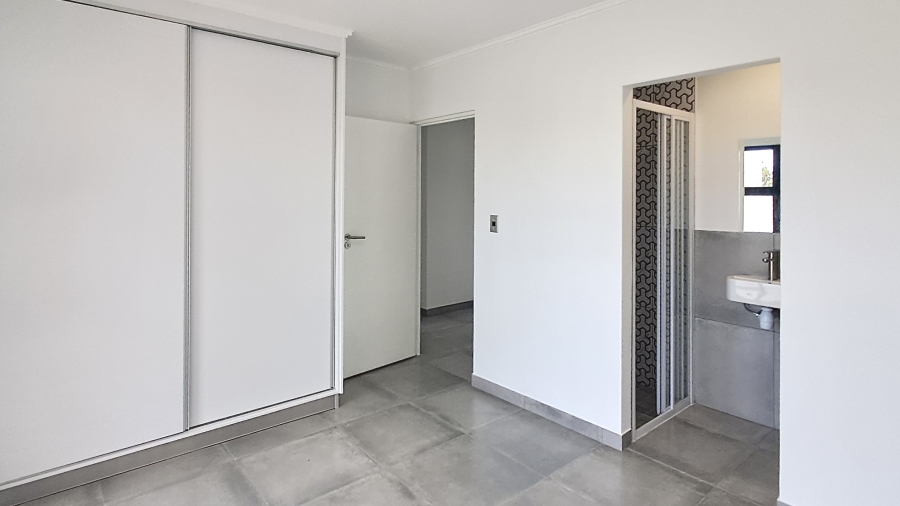 4 Bedroom Property for Sale in Shelley Point Western Cape